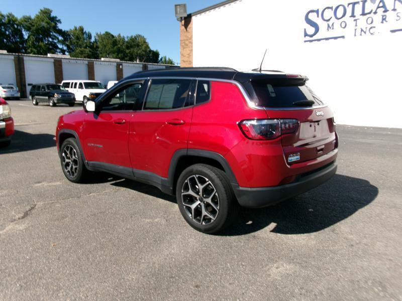 Used 2025 Jeep Compass Limited AWD/4WD image 10