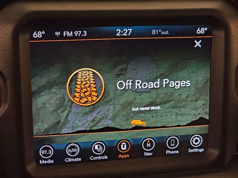 Used 2021 Jeep Wrangler Unlimited Sahara w/ Uconnect 4C Nav & Sound Group AWD/4WD image 13