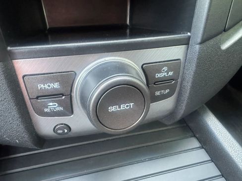 Used 2015 Honda Pilot EX-L image 36