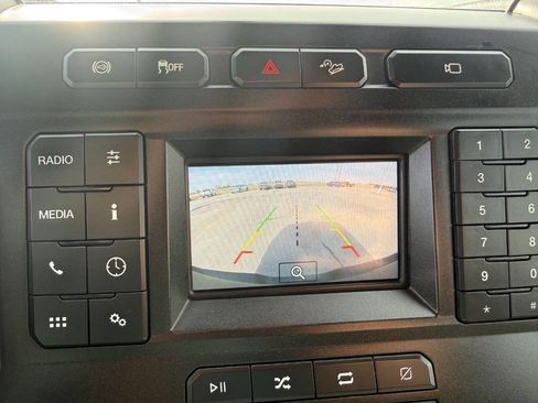 Used 2022 Ford F250 XL w/ Power Equipment Group image 26