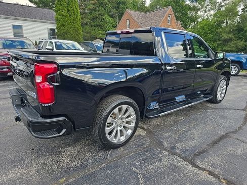 Used 2021 Chevrolet Silverado 1500 High Country w/ Technology Package image 4