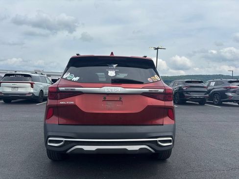 Used 2022 Kia Seltos S AWD/4WD image 4