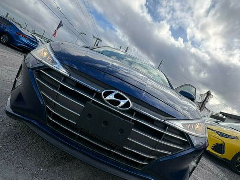Used 2020 Hyundai Elantra SEL image 1