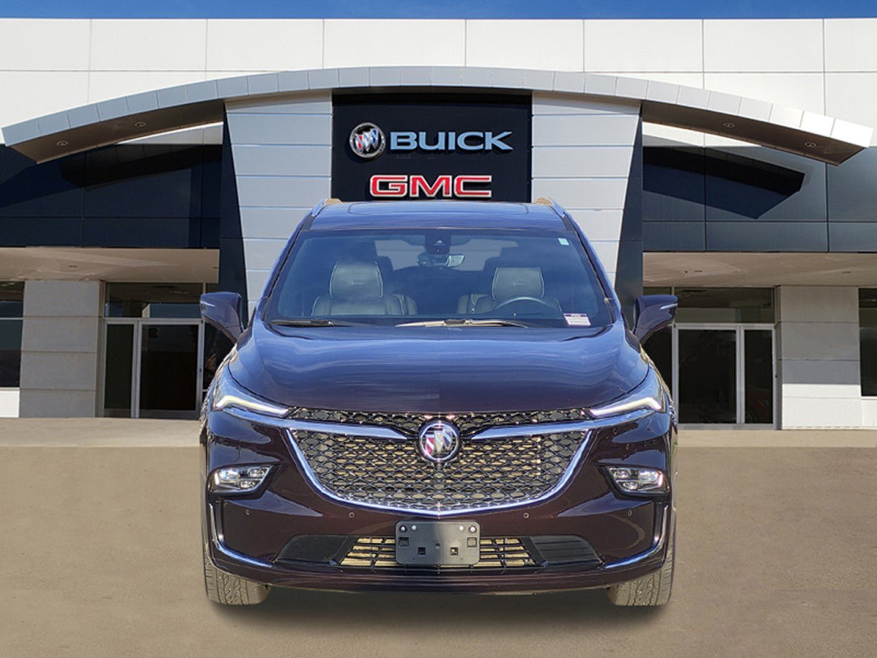 Certified 2022 Buick Enclave Avenir w/ Avenir Technology Package AWD/4WD image 2