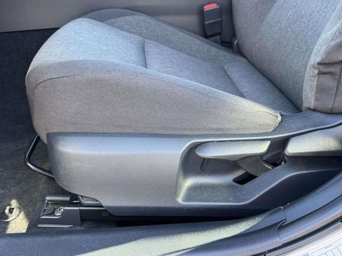 Used 2025 Toyota Camry LE image 19