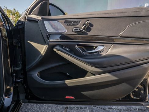 Used 2020 Mercedes-Benz S 560 Sedan image 37