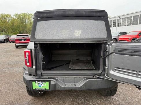 Used 2023 Ford Bronco Wildtrak image 38