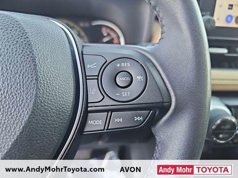 Used 2023 Toyota RAV4 XLE Premium image 16