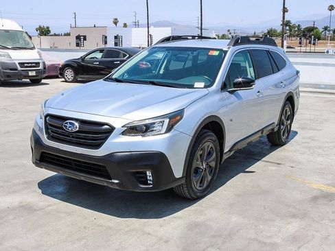 Used 2021 Subaru Outback Onyx Edition XT w/ Popular Package #2 AWD/4WD image 4