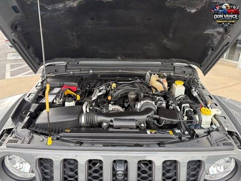 Used 2022 Jeep Gladiator Rubicon image 19