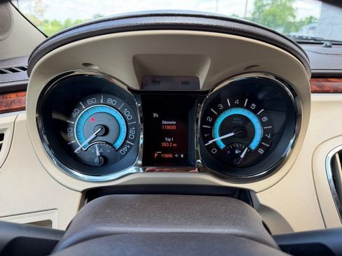 Used 2012 Buick LaCrosse Premium w/ Entertainment Package FWD image 11