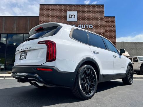 Used 2022 Kia Telluride EX w/ EX Premium Package AWD/4WD image 6
