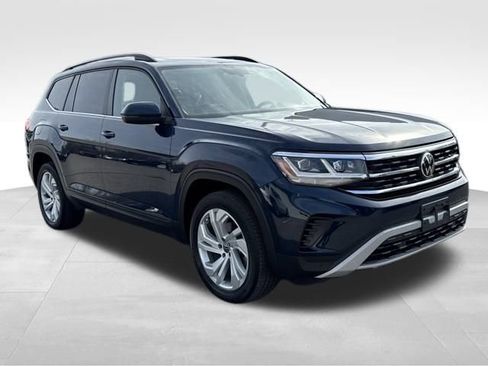 Used 2021 Volkswagen Atlas SE w/ Panoramic Sunroof Package image 7