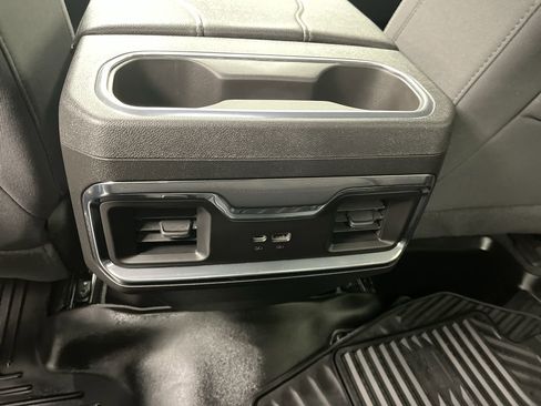Certified 2023 GMC Sierra 1500 Elevation image 13