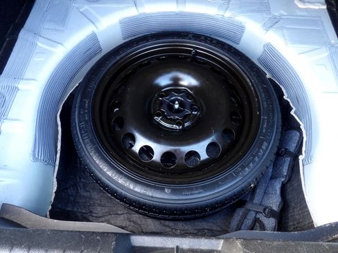 Used 2013 Chevrolet Cruze LT w/ Enhanced Safety Package image 24