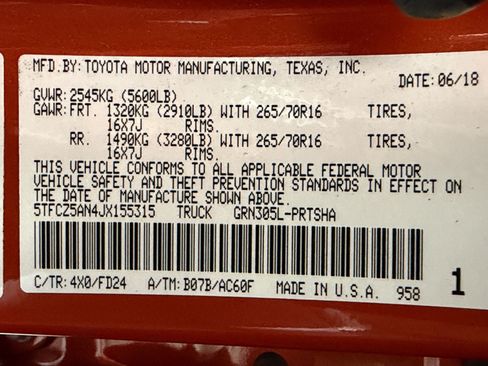 Used 2018 Toyota Tacoma TRD Off-Road AWD/4WD image 25