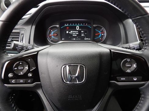 Used 2022 Honda Pilot Touring image 29