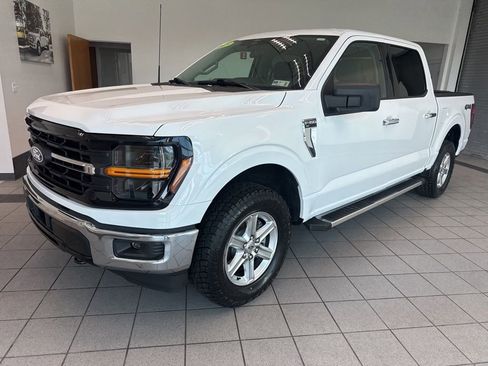 Used 2025 Ford F150 XLT w/ Equipment Group 301A Standard AWD/4WD image 8