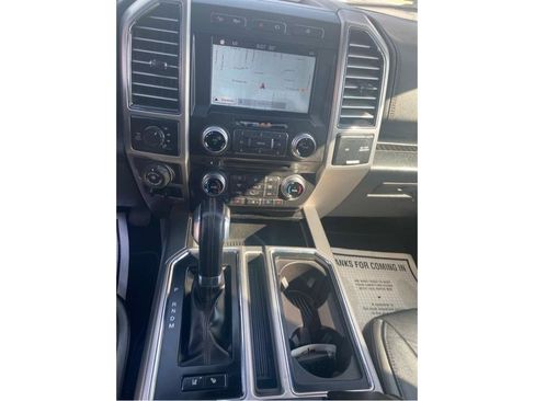 Used 2018 Ford F150 Platinum w/ Equipment Group 701A Luxury AWD/4WD image 19