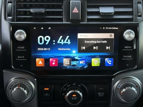 Used 2016 Toyota 4Runner SR5 AWD/4WD image 16