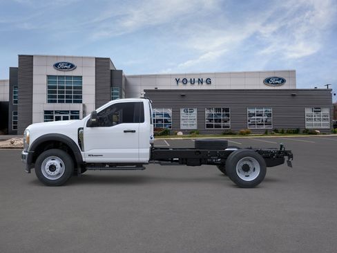 New 2026 Ford F600 4x4 Regular Cab Super Duty image 3
