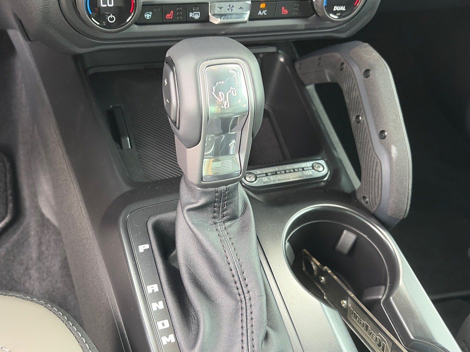 New 2026 Ford Bronco Outer Banks w/ Sasquatch Package AWD/4WD image 13