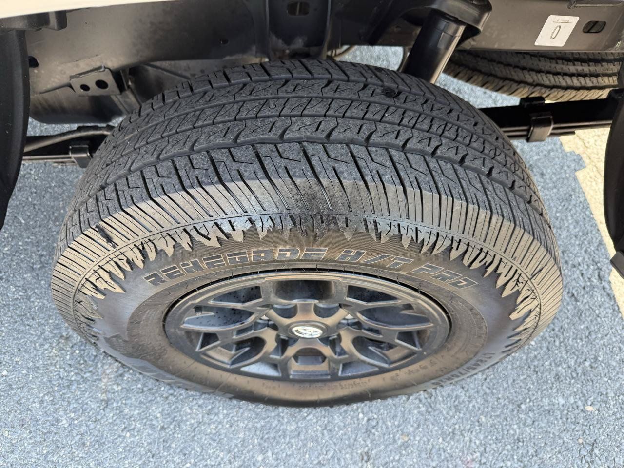 Used 2020 Toyota Tacoma SR5 RWD image 42