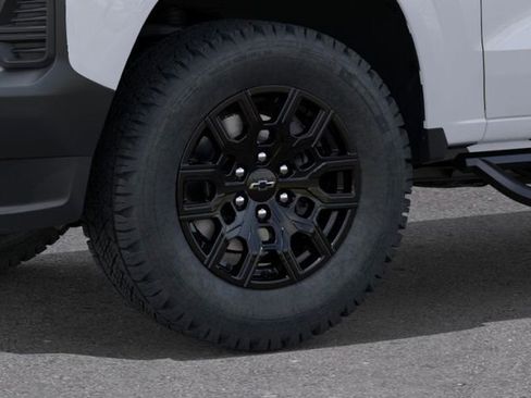 New 2026 Chevrolet Colorado W/T image 10