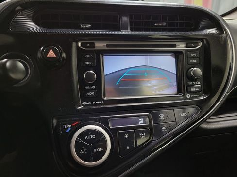 Used 2019 Toyota Prius C FWD image 16