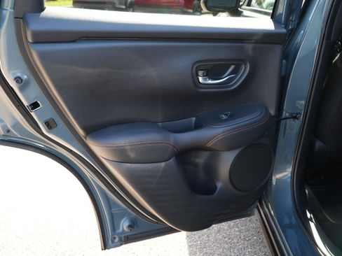 Used 2025 Honda HR-V Sport image 17