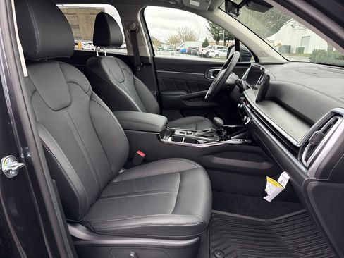 New 2025 Kia Sorento SX image 11
