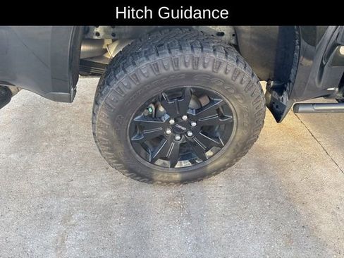 Used 2022 GMC Canyon AT4 image 8