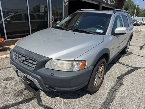 Used 2007 Volvo XC70 AWD/4WD image 1