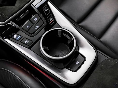 Used 2024 Porsche 911 Carrera GTS image 68