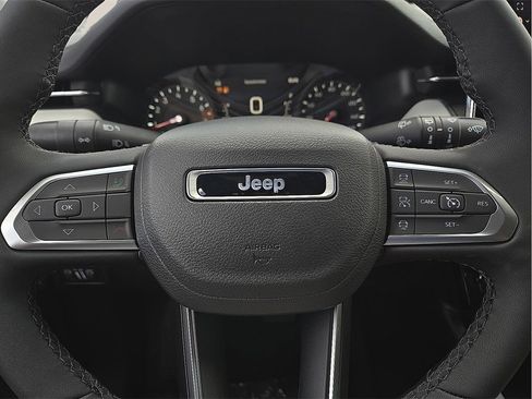 New 2026 Jeep Compass Limited image 19