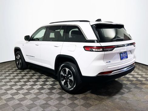 Used 2024 Jeep Grand Cherokee Limited 4xe AWD/4WD image 5