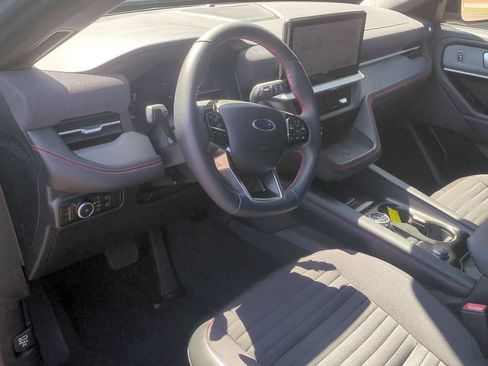 Used 2025 Ford Explorer ST-Line w/ Premium Package AWD/4WD image 13