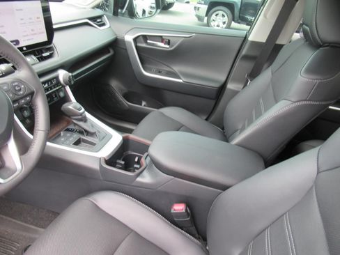 Used 2025 Toyota RAV4 Limited w/ Weather Package FWD image 16