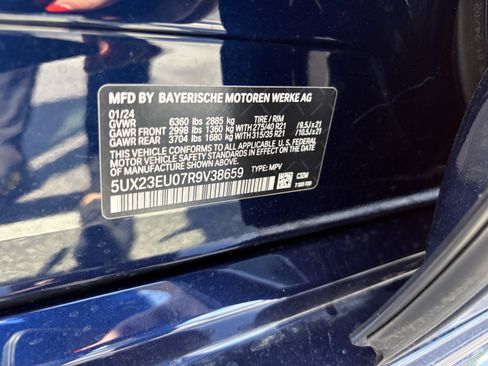 Used 2024 BMW X5 xDrive40i w/ Executive Package AWD/4WD image 38
