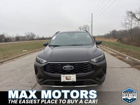 New 2026 Ford Escape ST-Line w/ Cold Weather Package image 14