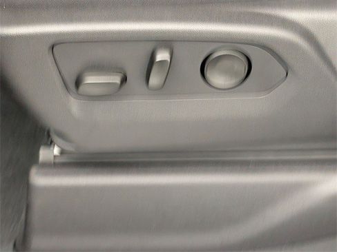 Certified 2025 Chevrolet Silverado 2500 Custom w/ Custom Value Package image 17