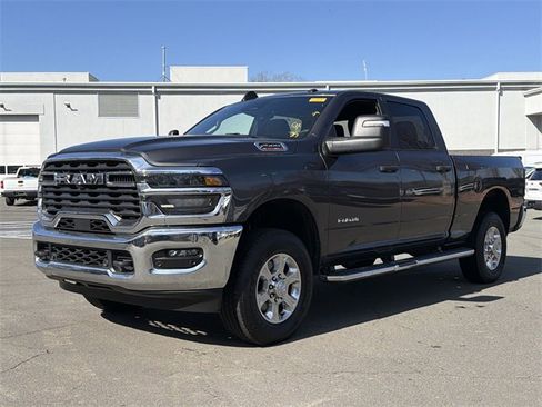 Used 2025 RAM 2500 Big Horn image 2