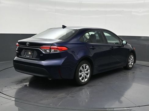 Used 2024 Toyota Corolla LE FWD image 5
