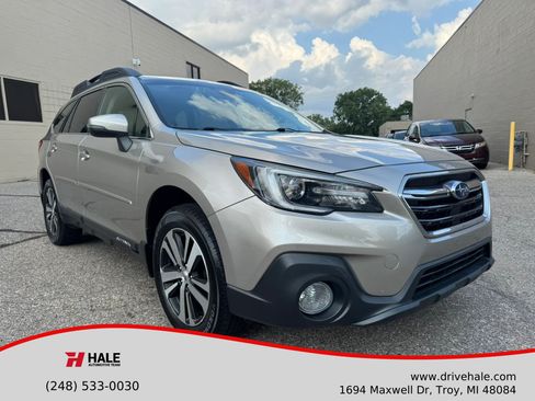 Used 2019 Subaru Outback 2.5i Limited w/ Popular Package #2 AWD/4WD image 1