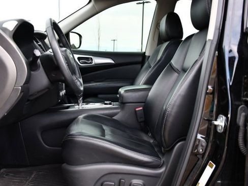 Used 2018 Nissan Pathfinder SL w/ SL Premium Package image 18