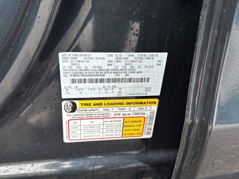 Used 2025 Ford Expedition Tremor AWD/4WD image 30