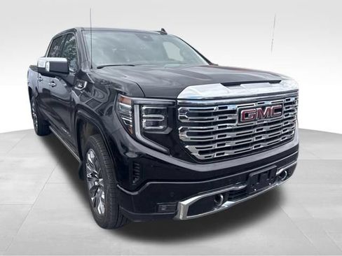 Used 2026 GMC Sierra 1500 Denali AWD/4WD image 7