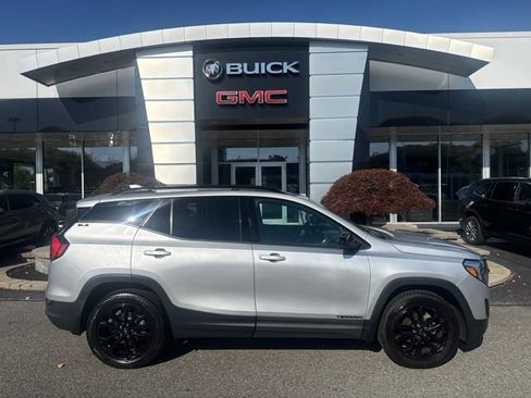 Used 2021 GMC Terrain SLE w/ Driver Convenience Package AWD/4WD image 28