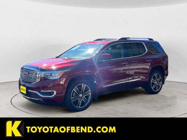 Used 2017 GMC Acadia Denali w/ Technology Package AWD/4WD image 1