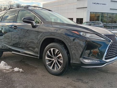 Used 2022 Lexus RX 350L Premium w/ Premium Package image 7